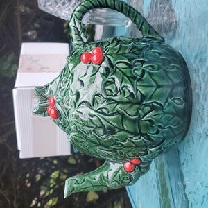 SOLD VINTAGE Holly n' Red Berries Teapot NWOT